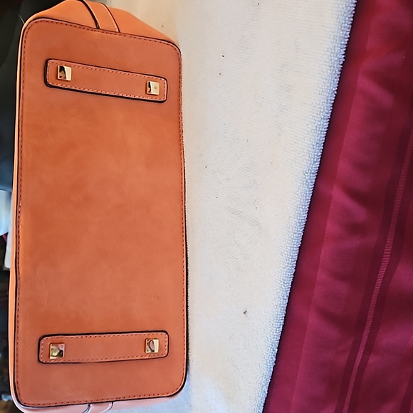 NWT Coral Simply Noelle bag - Picture 3 of 7